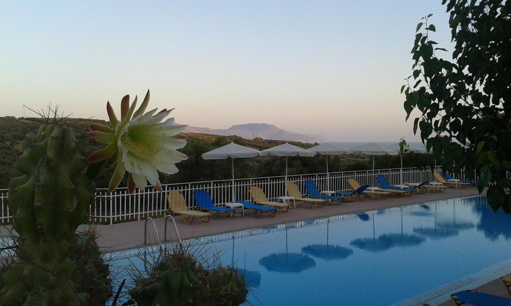 Calamon Apartments Episkopi-Chania Eksteriør bilde