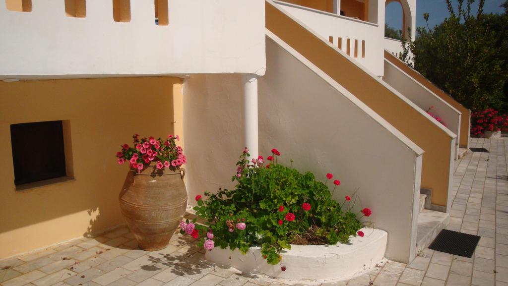 Calamon Apartments Episkopi-Chania Eksteriør bilde