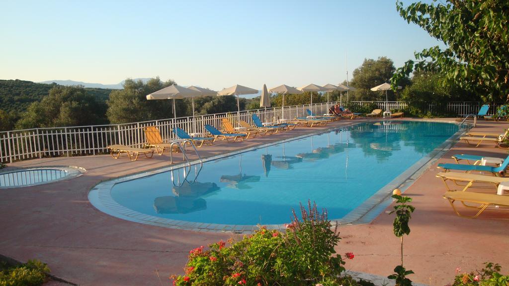 Calamon Apartments Episkopi-Chania Eksteriør bilde